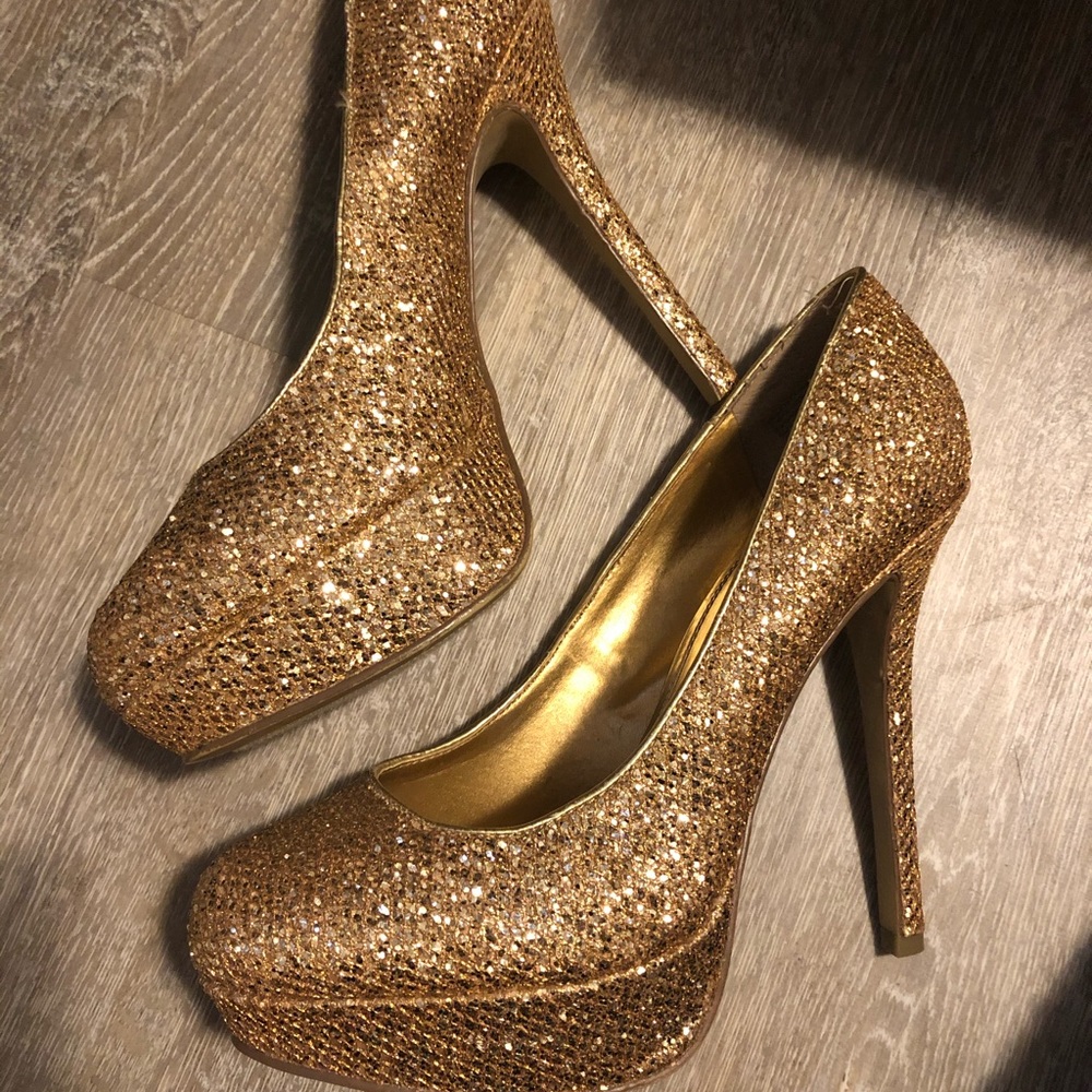 Sparkle/sequin gold four-inch heels
